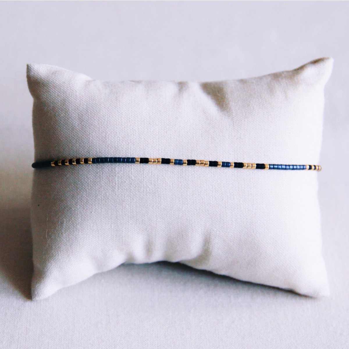 Bazou_armband zwart grijs