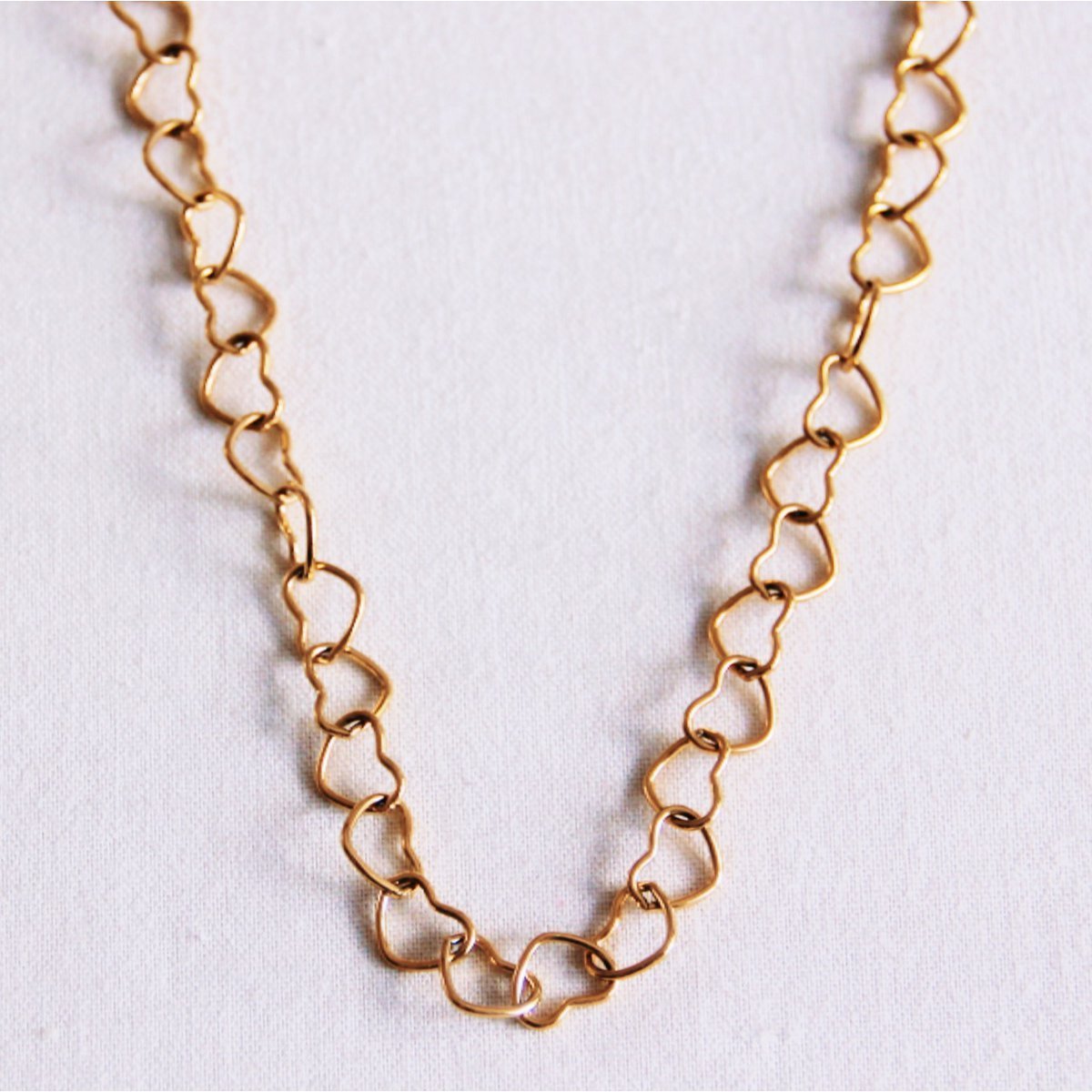 Gekoppelde harten ketting