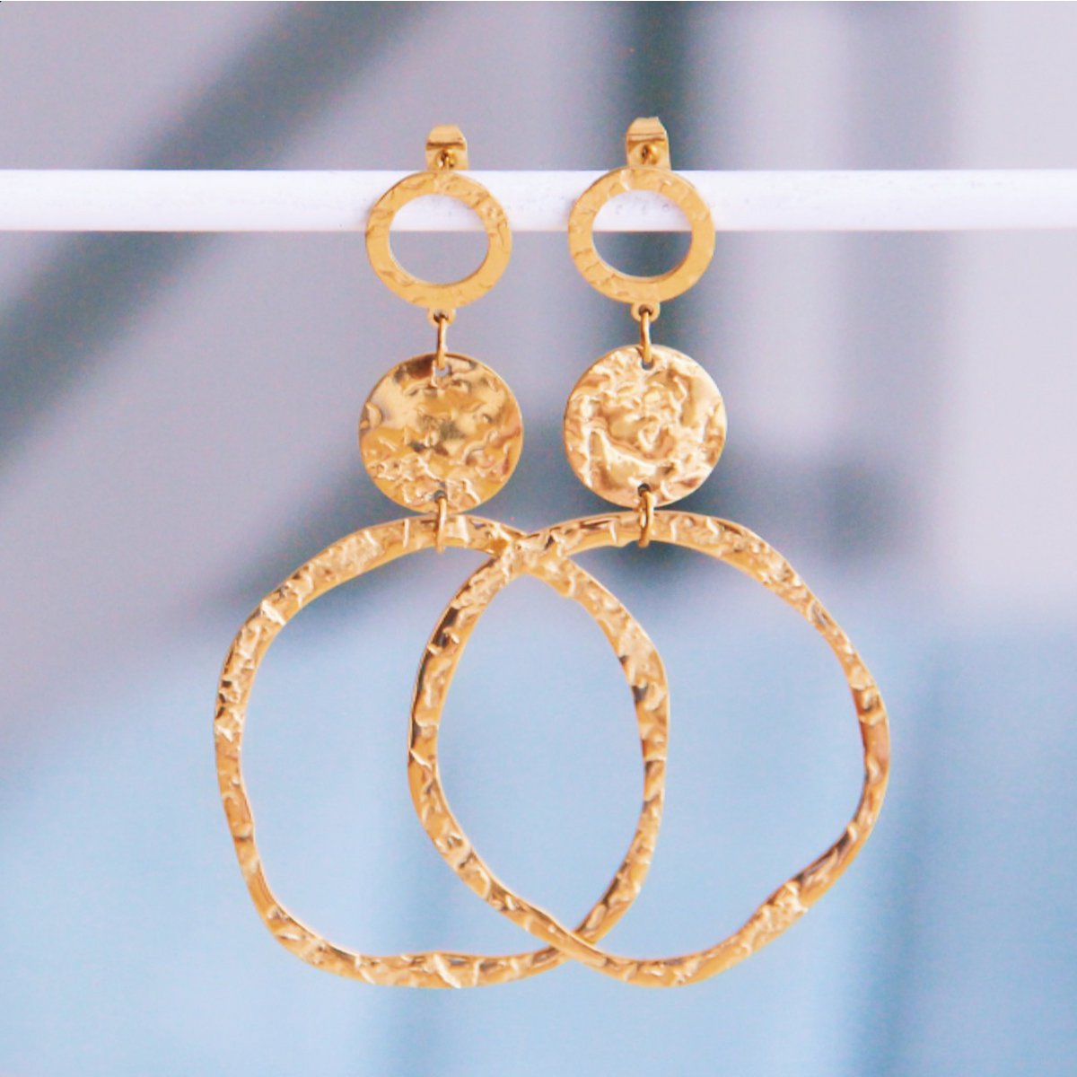 COOSZ_Bazou_Statement oorbellen