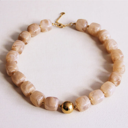 COOSZ_Bazou_kralenketting beige