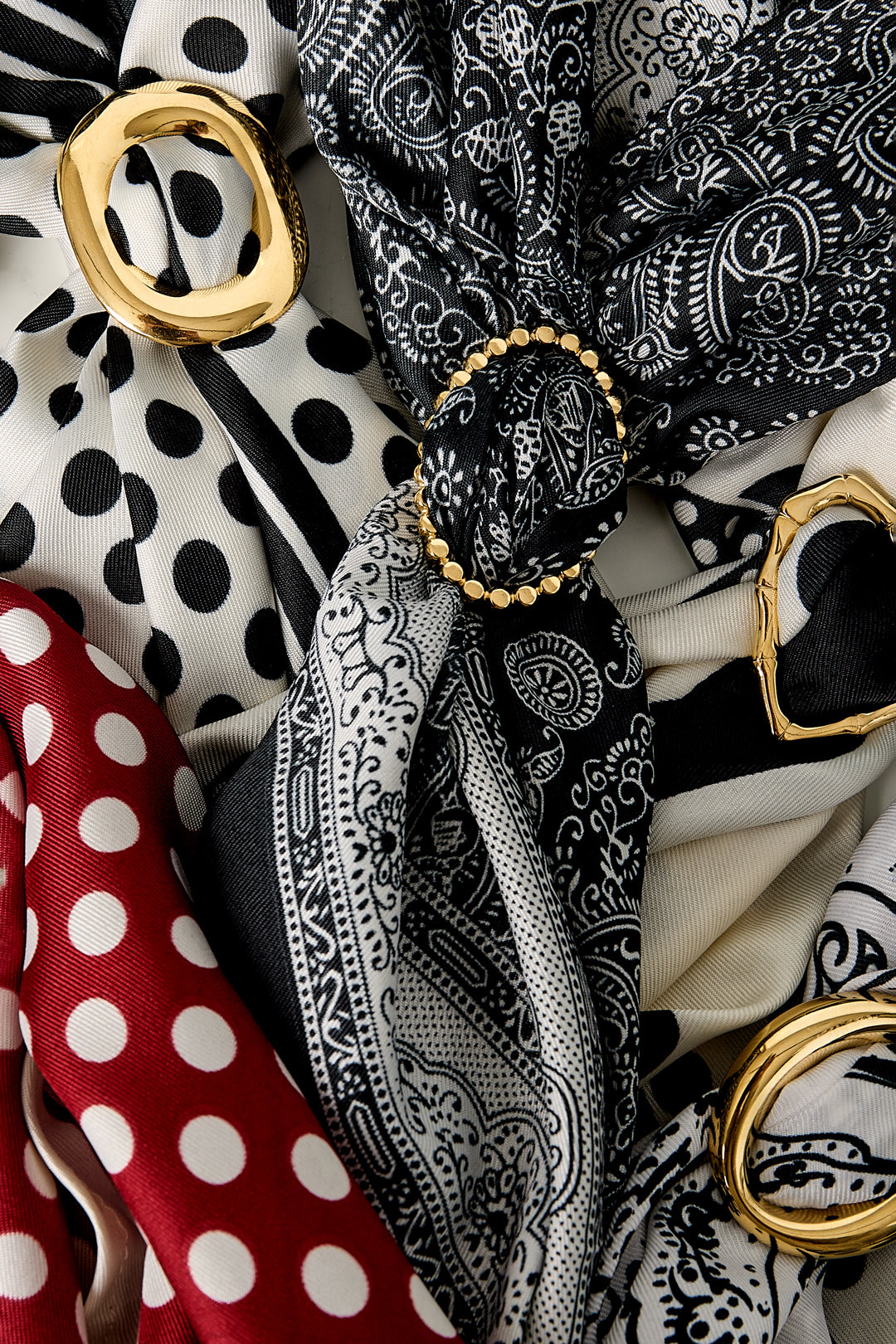 Oval scarf clip with dots